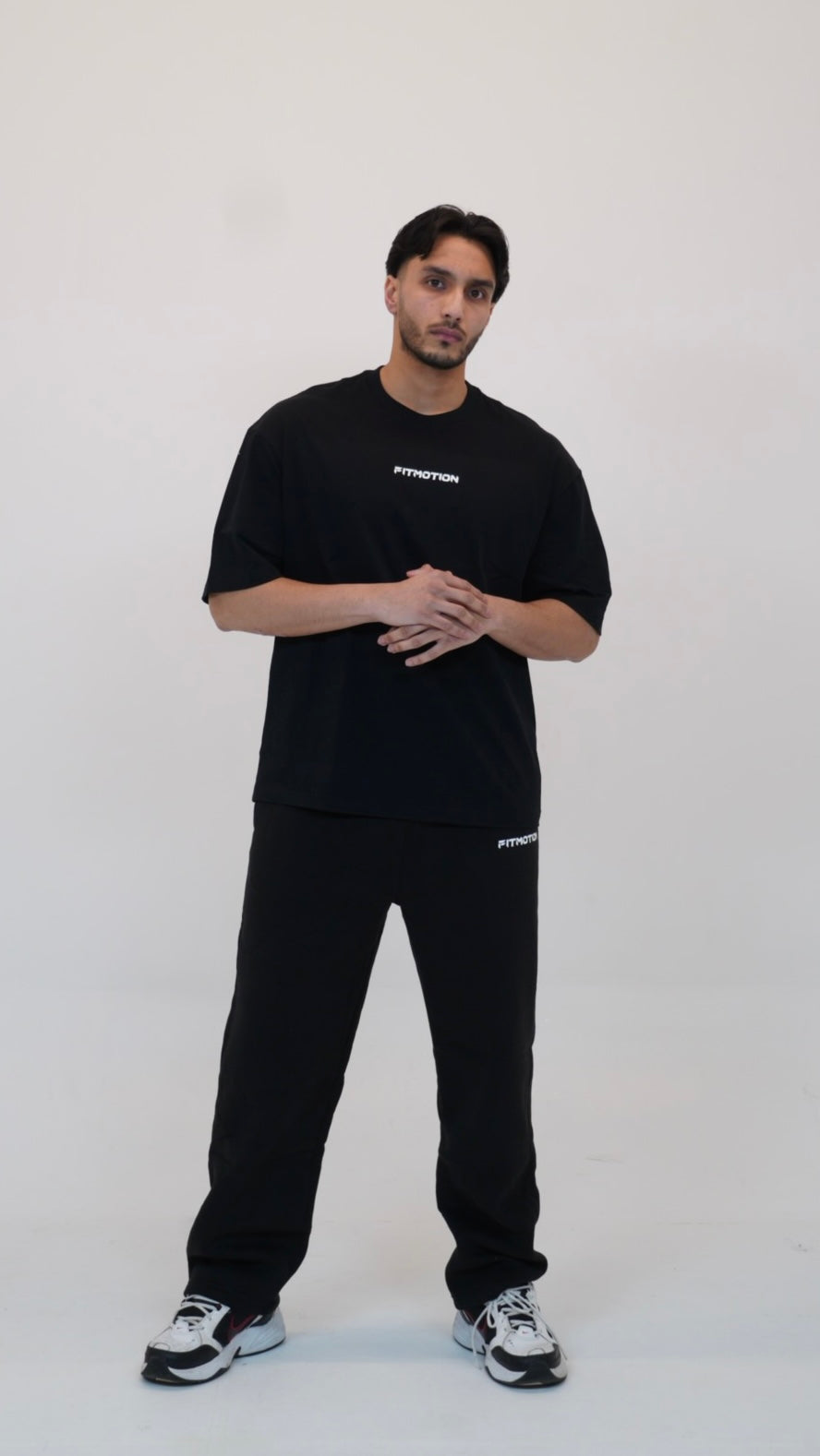 FM Oversized T-Shirt - Black
