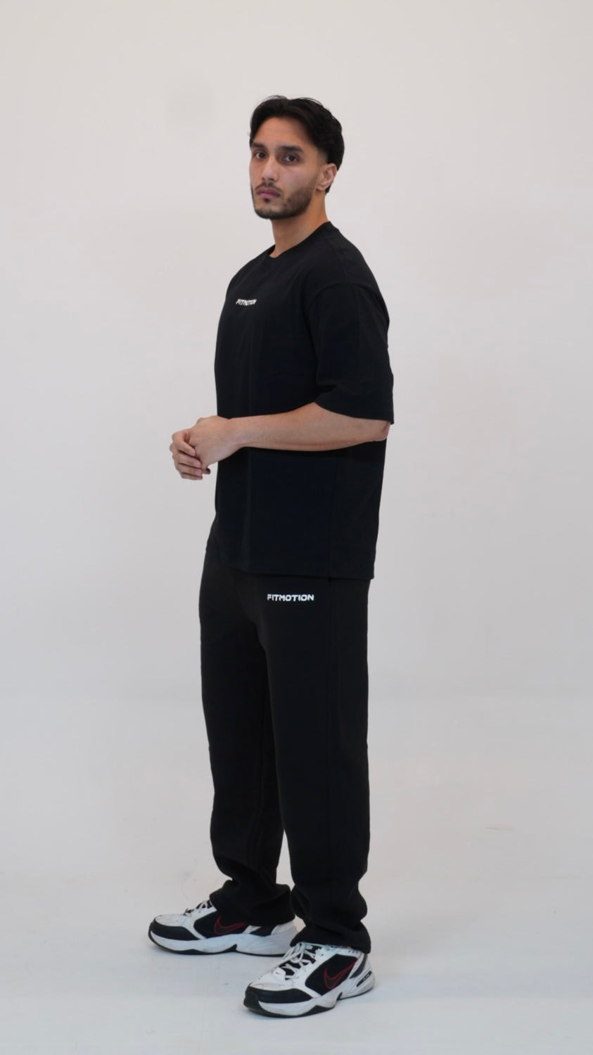 FM Oversized T-Shirt - Black